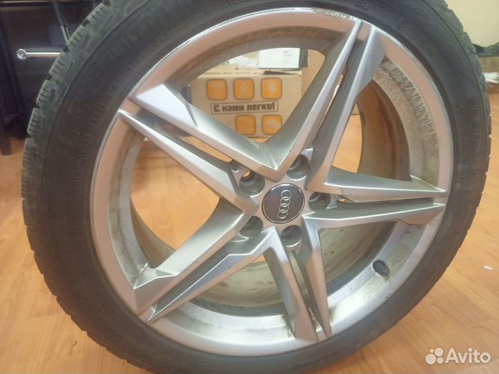 Комплект колес Nokian Hakkapelitta 245/40R18