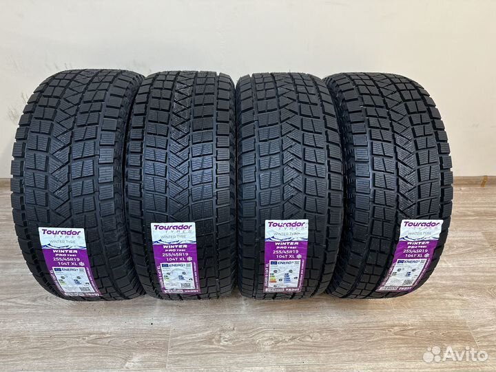 Tourador Winter Pro TSS1 255/45 R19 113V