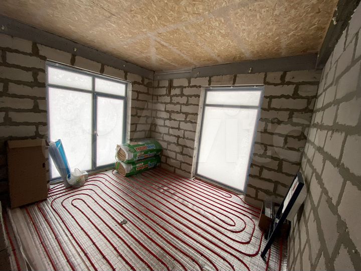 Дом 100 м² на участке 8 сот.
