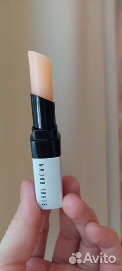 Бальзамы для губ Bobbi Brown