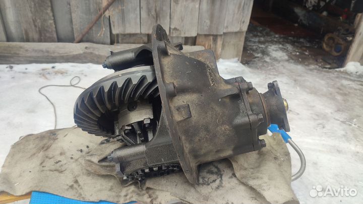 Редуктор на Исудзу форвард