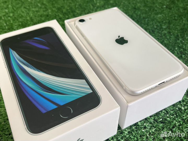 iPhone se 2020 128gb белый