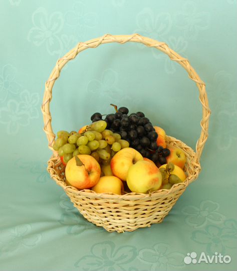 Корзины подарочные плетеные (корзины для подарков)