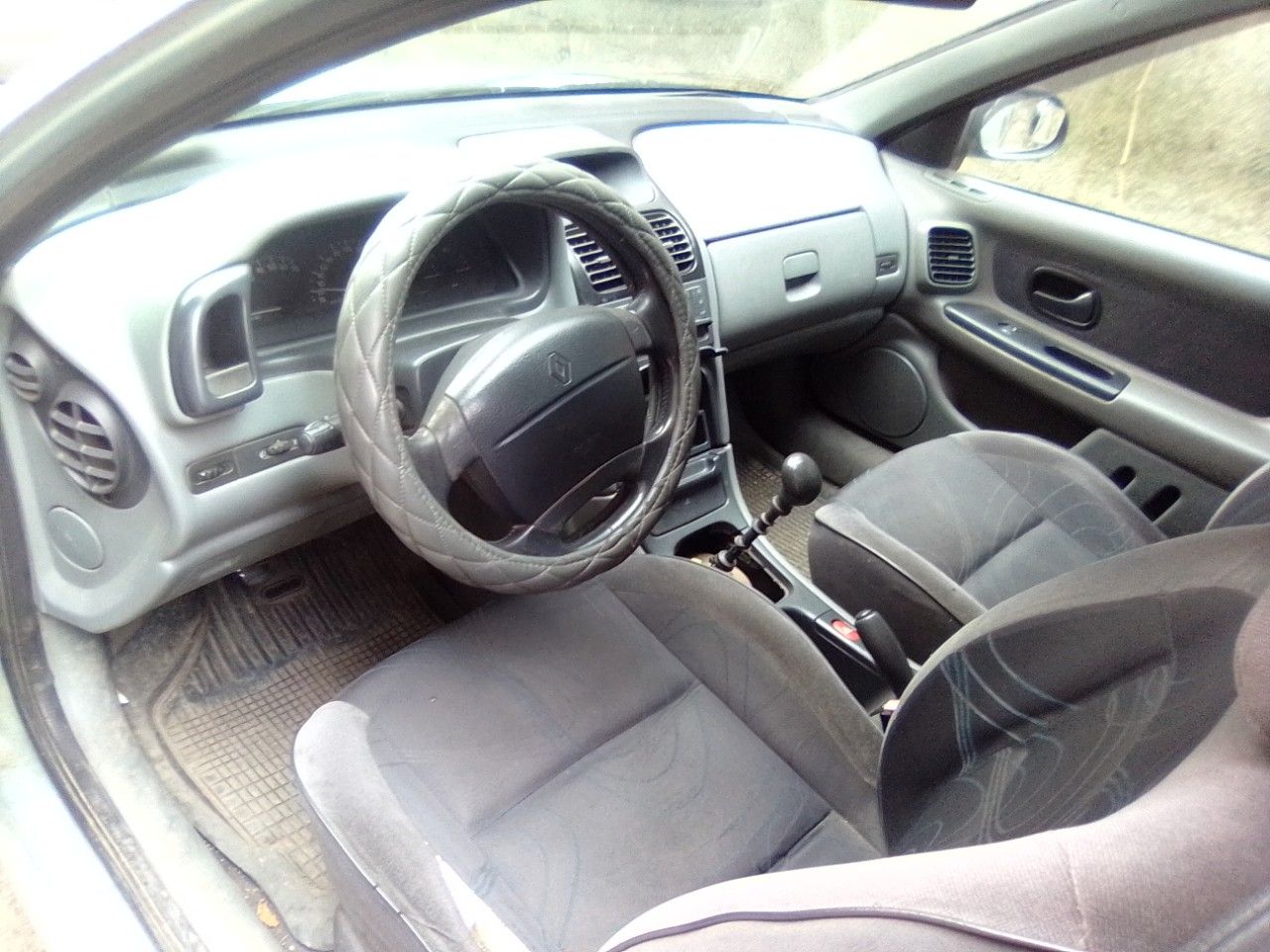 Renault Laguna: фото владельца