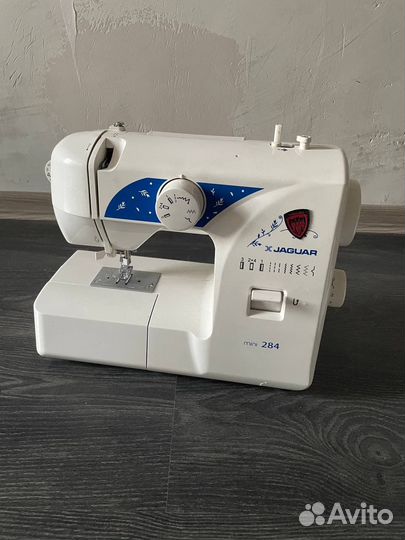 Швейная машинка jaguar 284