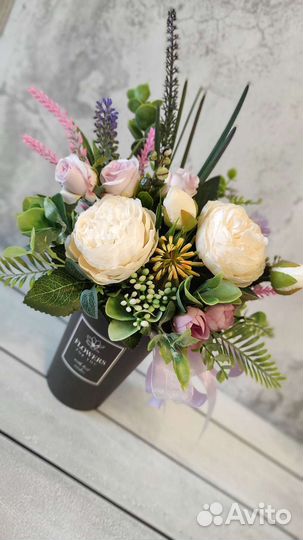 Композиции из искусственных цветов