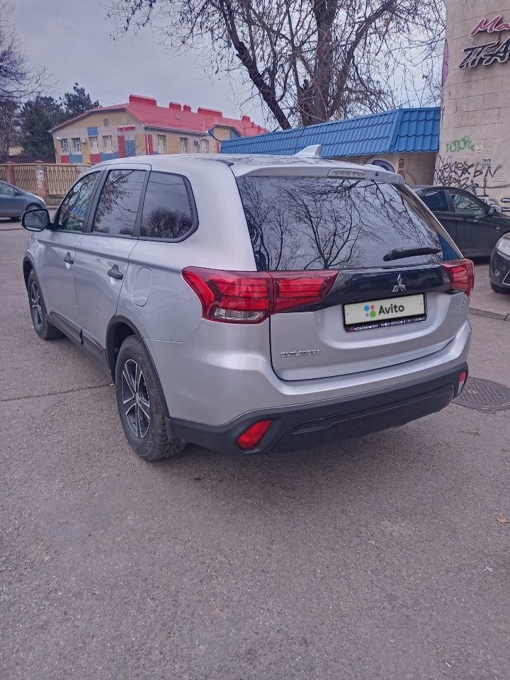Mitsubishi Outlander: фото владельца