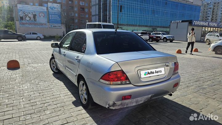 Mitsubishi Lancer 1.6 МТ, 2005, 30 000 км