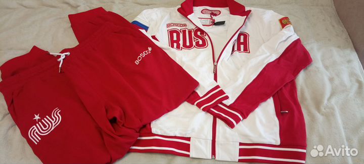 Спортивный костюм