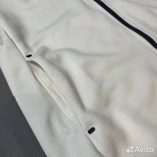 Nike Tech Fleece
