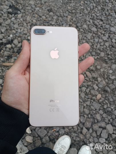 iPhone 8 Plus, 64 ГБ