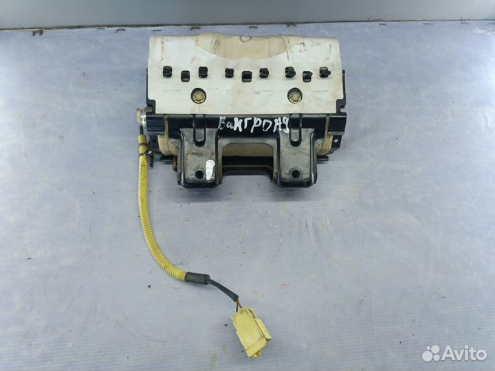 Airbag пассажира Nissan Wingroad Y11