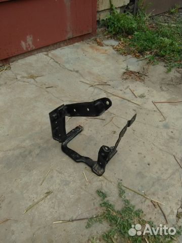 Кронштейн насоса гур, осушителя, Форд Фокус 2