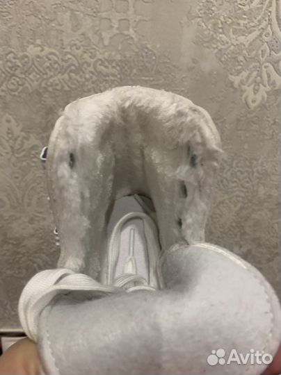 Коньки фигурные