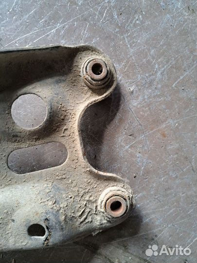 Рычаг задний правый Hyunda Inspire