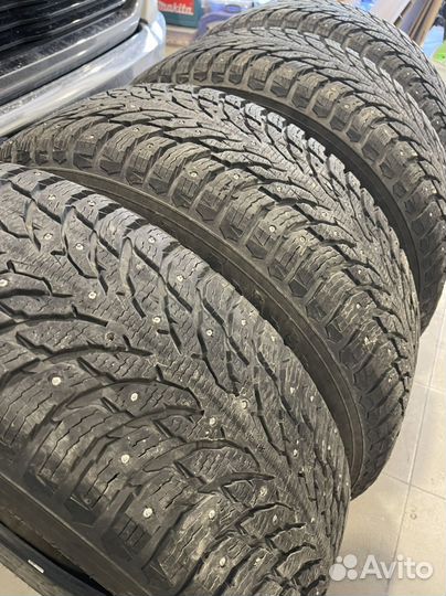 Nokian Tyres Hakkapeliitta 9 SUV 275/60 R20