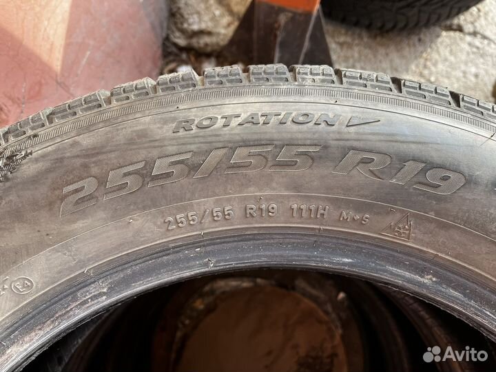 Pirelli Ice Zero 255/55 R19