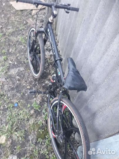 Велосипед на литых дисках bmw
