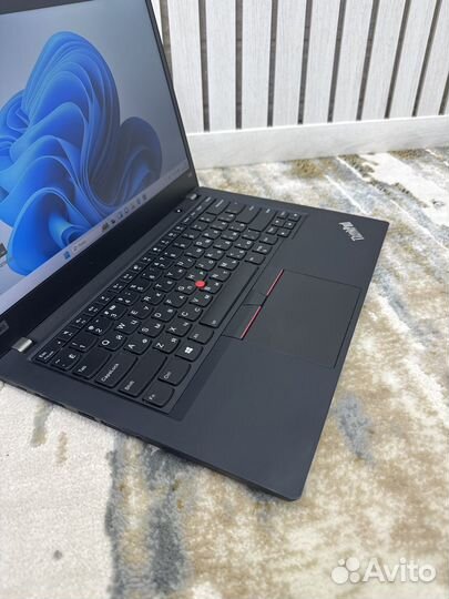 Lenovo thinkpad t490 16RAM