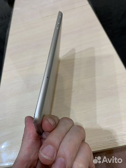 iPad mini 3 cellular wi fi