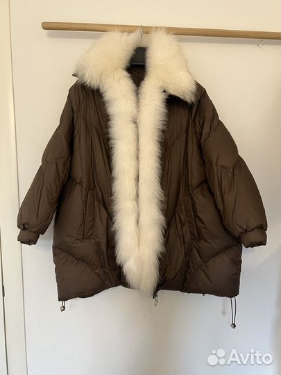 Пуховик Ame с натуральным мехом лисы