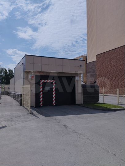 Машиноместо, 14 м²