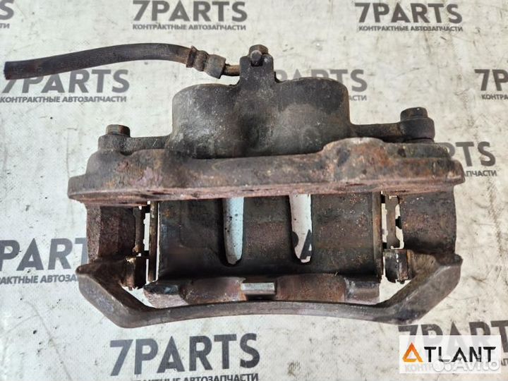 Суппорт передний правый nissan cedric