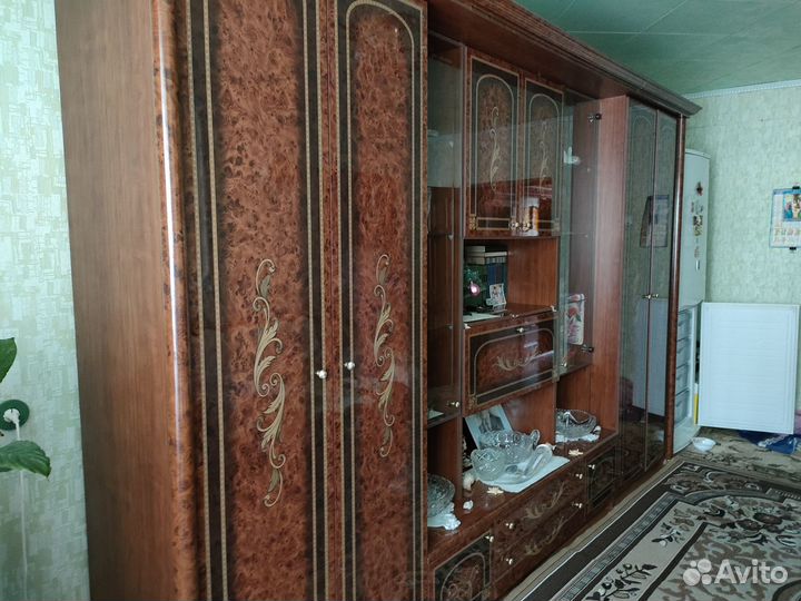 Продам стенку в гостиную