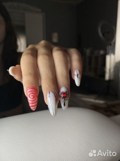 Наращивание ногтей