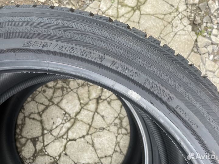 Yokohama BluEarth Winter V906 285/40 R22 и 325/35 R22