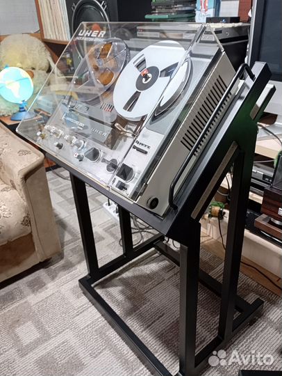 Катушечный магнитофон uher