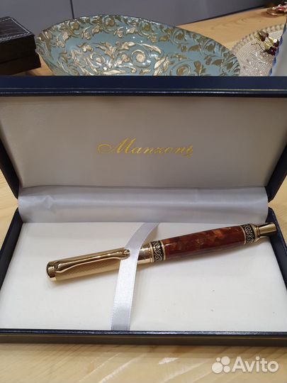 Ручка перьевая Manzony новая