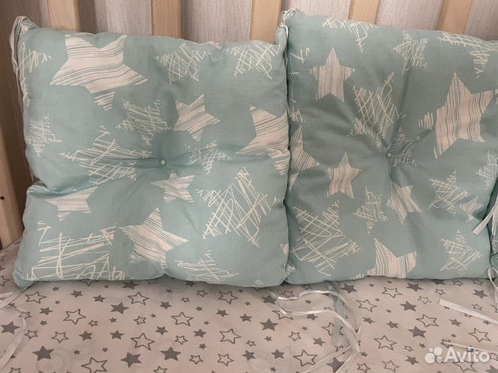 Бортики на детскую кроватку