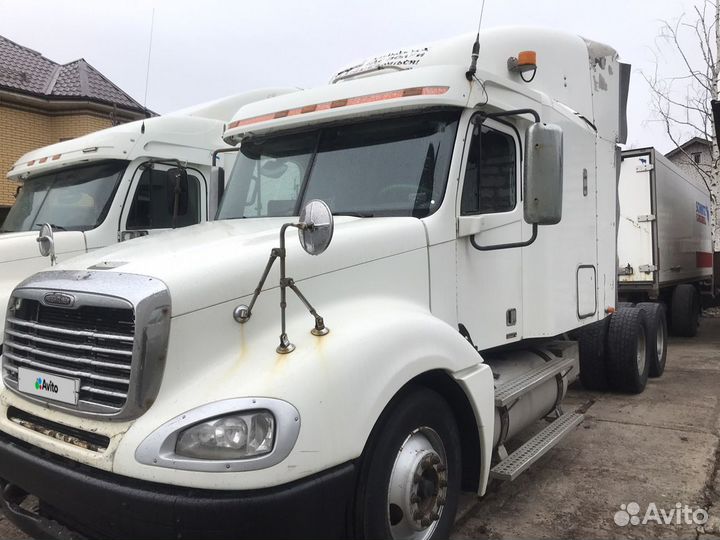 Freightliner CL120064ST, 2003