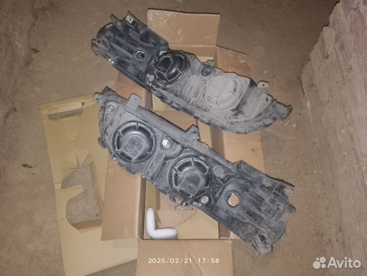 Фары на Volvo S60