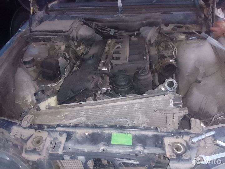 Двигатель по частям Bmw 5 Е39 2.8