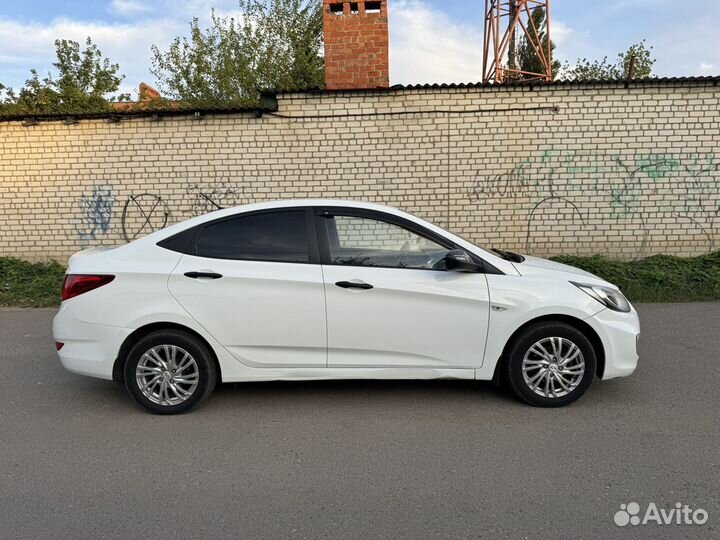 Hyundai Solaris 1.4 AT, 2014, 266 150 км