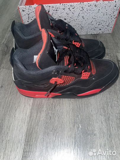 Кроссовки Nike Jordan 4 Red Thunder оригинал