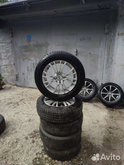 Продам колеса в сборе на ваз 15R