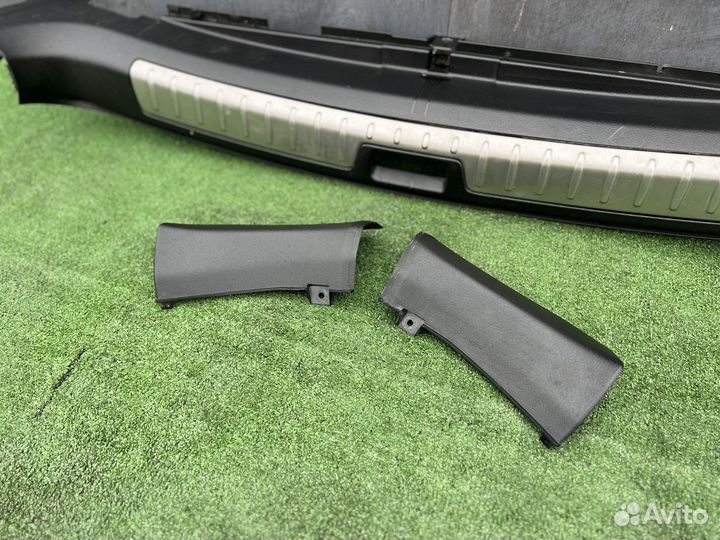 Накладка борт багажника BMW X6 E71