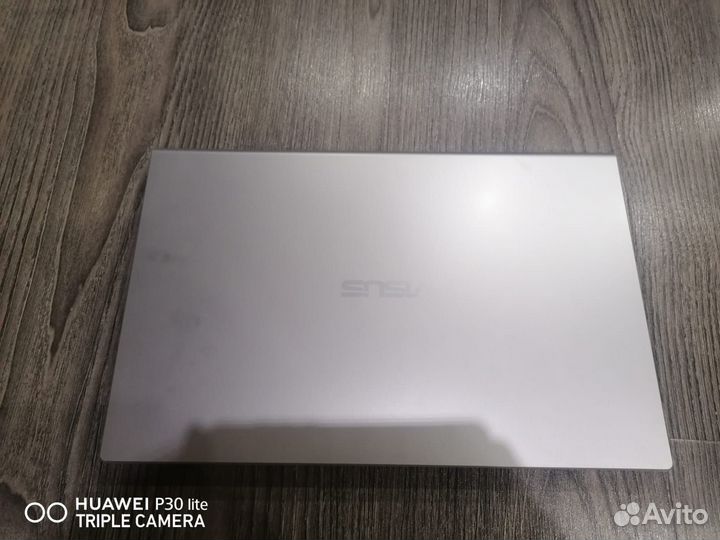 Ноутбук asus