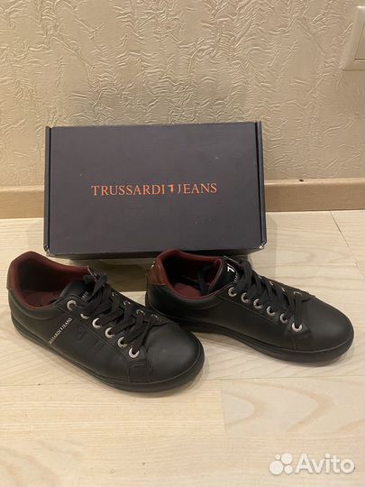 Оригинальные кеды trussardi