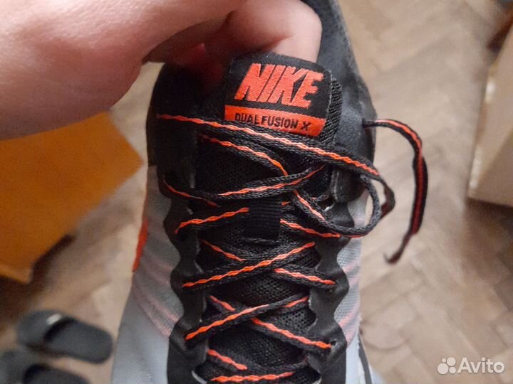 Кроссовки nike dual fusion x