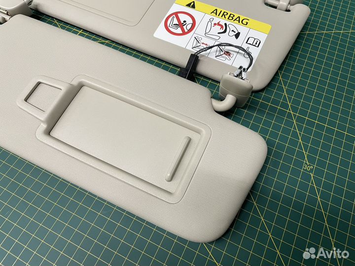 Козырек солнцезащитный Skoda Superb III