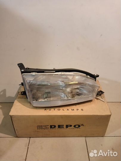 Фара toyota crown 1992 2121143rld