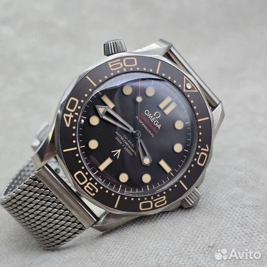 Omega Seamaster Diver 007 Edition