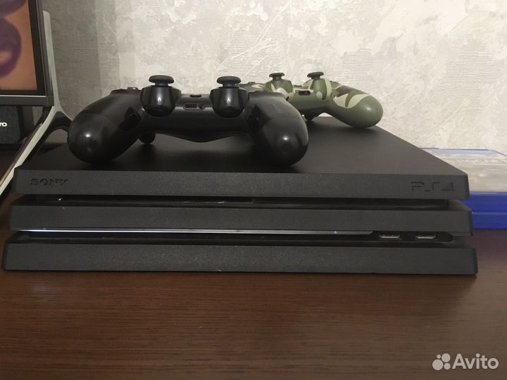 Sony PS4 pro 1tb