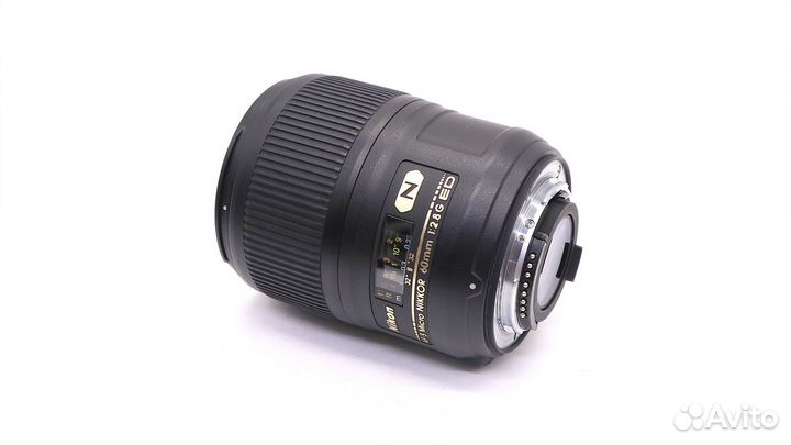 Nikon 60mm f/2.8G ED AF-S Micro-Nikkor