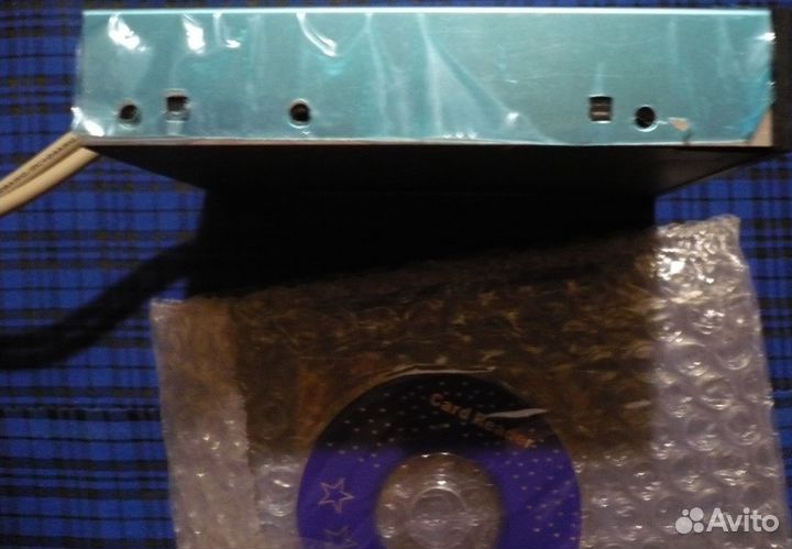 Card Reader: CF/MD, SM, MS/MS pro, SD/MMC, USB 2.0