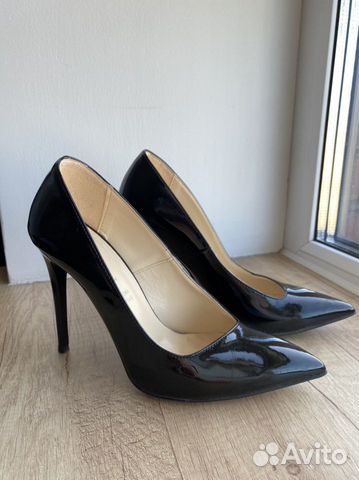 Туфли черные лаковые Sisley 38